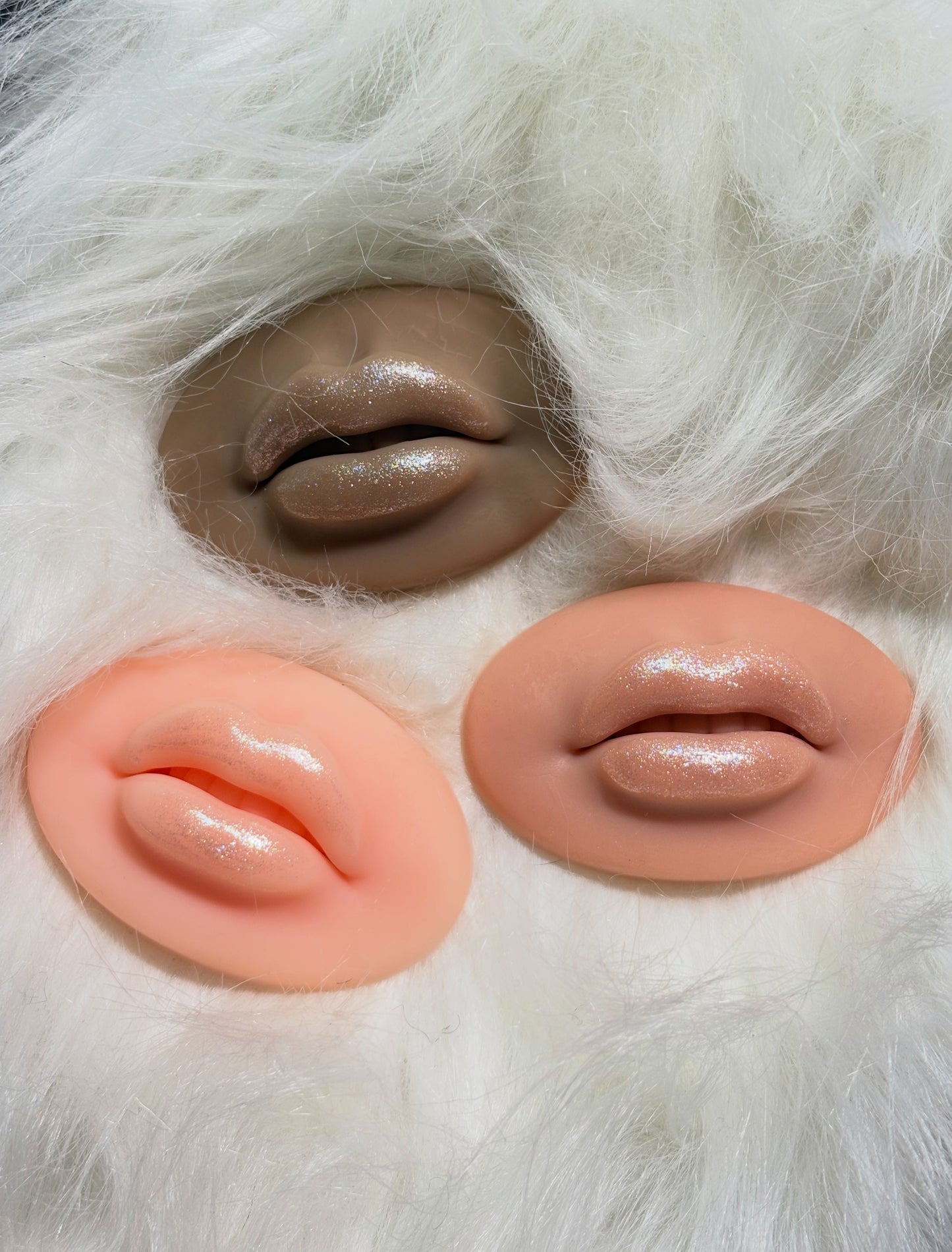 Elvira High-Shine Lipgloss